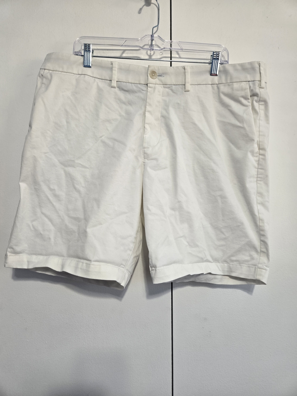Express Men's White Slim Fit Chino Shorts Size 38 8" Inseam